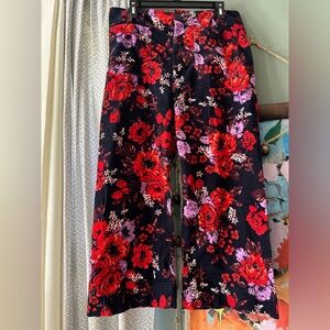 Velvet floral patterned, wide leg pants